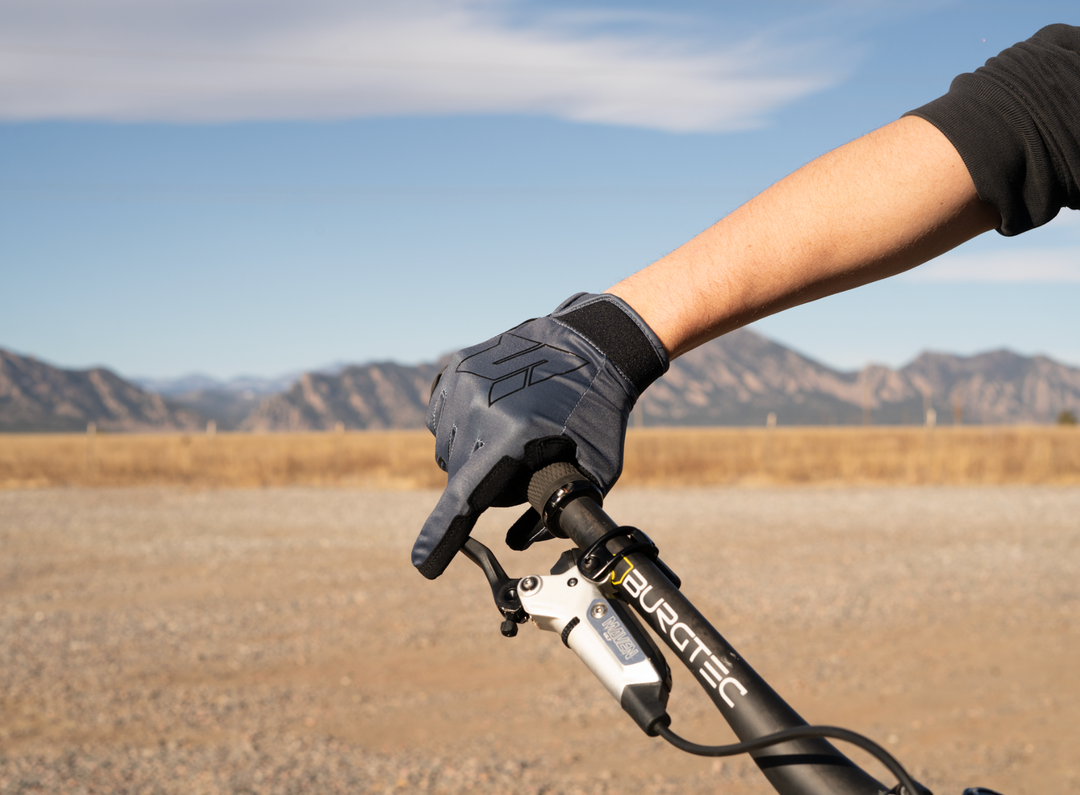 Renegade vs. Reveler: Which Send It MTB Glove is Right for You?